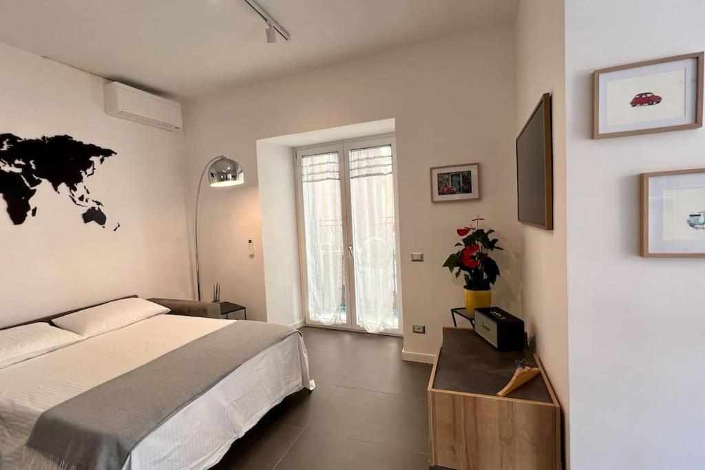 Casa Losito, Boutique 100 Mq In The Heart Of Naples! Napoli
