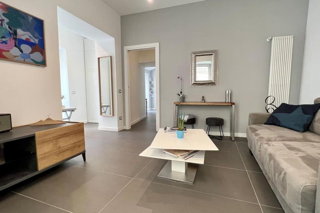 Casa Losito, Boutique 100 Mq In The Heart Of Naples! Appartamento